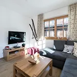 In Hollersbach Near Lift Apartman *