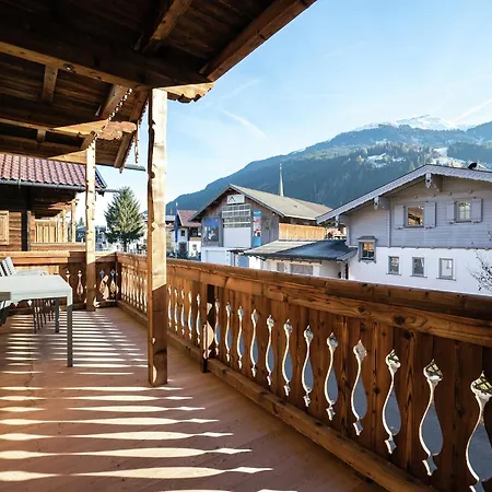 In Hollersbach Near Lift Apartman *